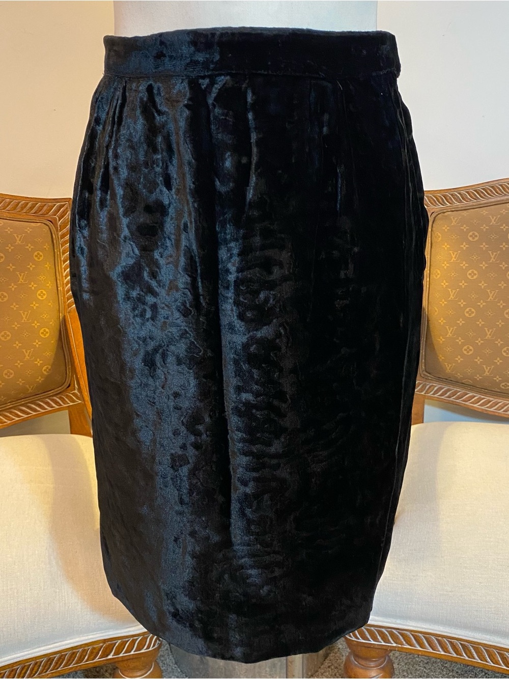 Vintage 90s Valentino Night Black Crushed Velvet Pencil Skirt Italy Evening Wear